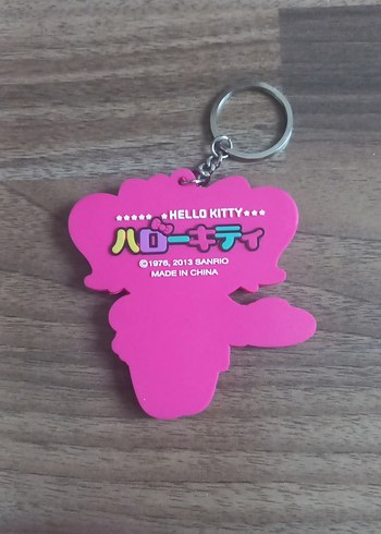 SANRIO Vintage Hello Kitty Keychain - Görsel 2