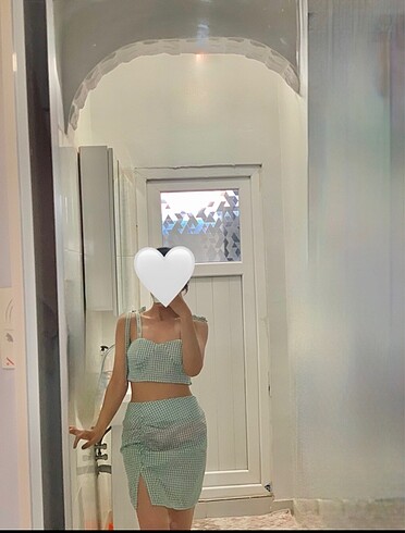 Crop ve etek takım