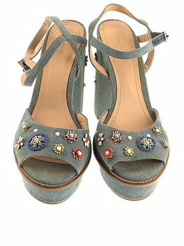 41 Beden Zara Platform %70 İndirimli.