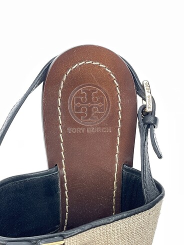 39,5 Beden çeşitli Renk Tory Burch Sandalet %70 İndirimli.