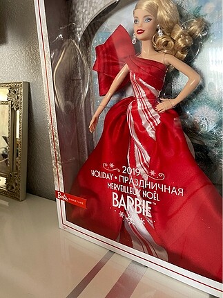 Barbie Barbie 2019 holiday