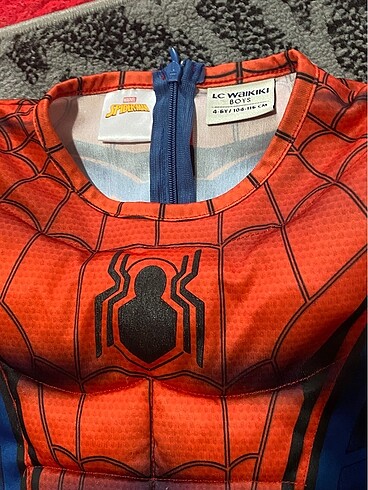 4 Yaş Beden Lcw spiderman kostüm