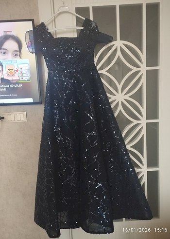 Uzun Lacivert Parlak İşlemeli Gotik Abiye - Görsel 3