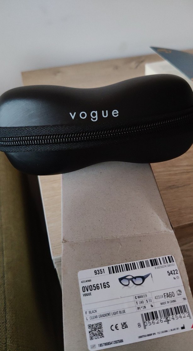 Vogue Kadın Siyah Gözlük - Görsel 2