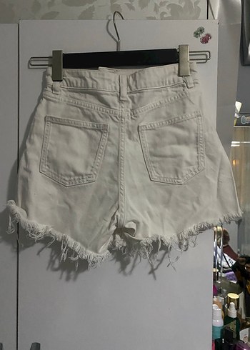 Beyaz Mini Kot Şort - Görsel 2