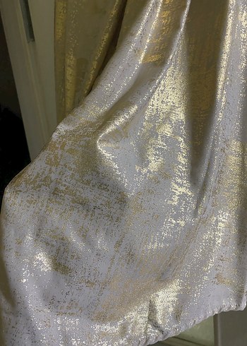 Kadın Altın Renkli Parlak Uzun Kollu Bluz - Görsel 3