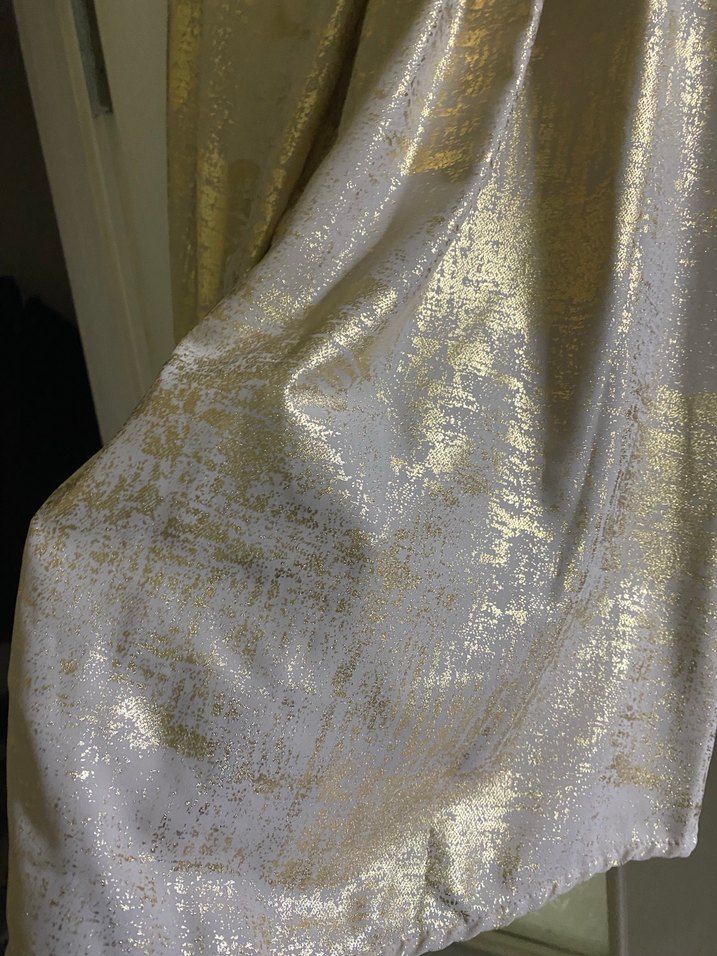 Kadın Altın Renkli Parlak Uzun Kollu Bluz - Görsel 3