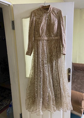 Bej Uzun Kollu Drapeli Kadın Elbise - Görsel 4