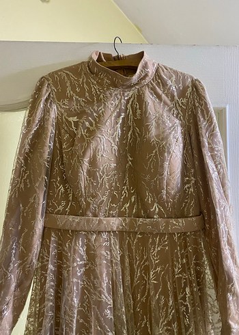 Bej Uzun Kollu Drapeli Kadın Elbise - Görsel 2