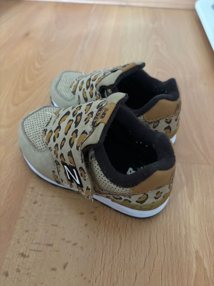 Kız bebek Leopar Desenli Spor Ayakkabı - Görsel 2