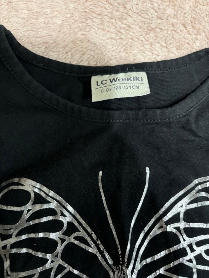 Kelebek Baskılı Siyah Kız Tişörtü - Görsel 2