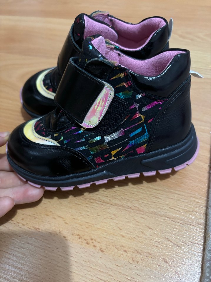 Kız Çocuk Siyah Çok Renkli Spor Ayakkabı bot - Görsel 2