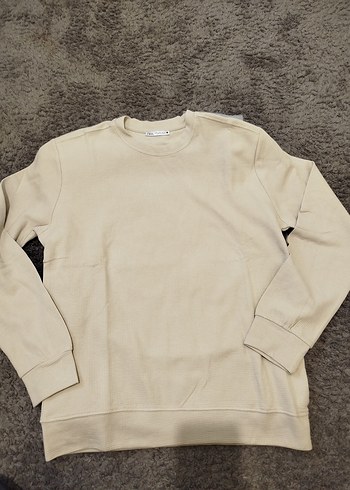 ZARA Bej Sweatshirt, Bisiklet Yaka, Rahat Kesim