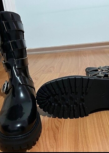 41 Beden Zara bot