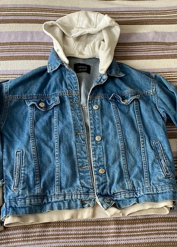 Kapüşonlu Düğmeli Mavi Denim Ceket