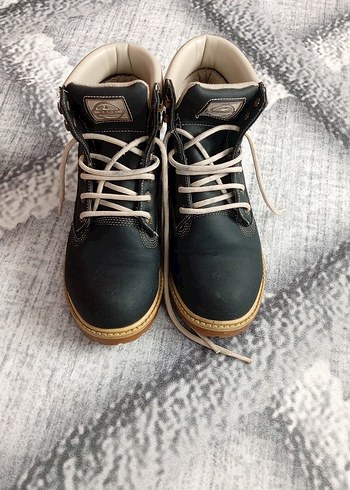 Gri Erkek Bot - Görsel 4