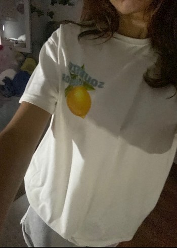s Beden pull and bear tisort