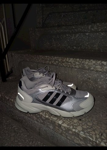 Adidas 44