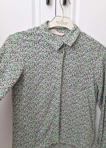 H&M Uzun Kollu Düğmeli Yeşil Gömlek