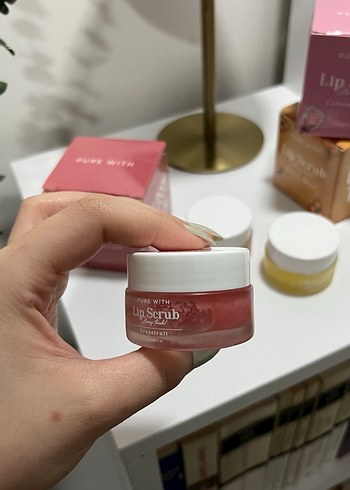 Glossy Touch Dudak Peelingi - Görsel 3