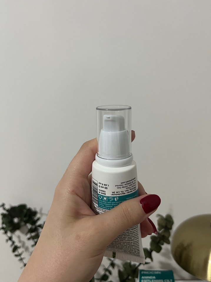 Procsin 50 SPF Güneş Kremi - Görsel 2