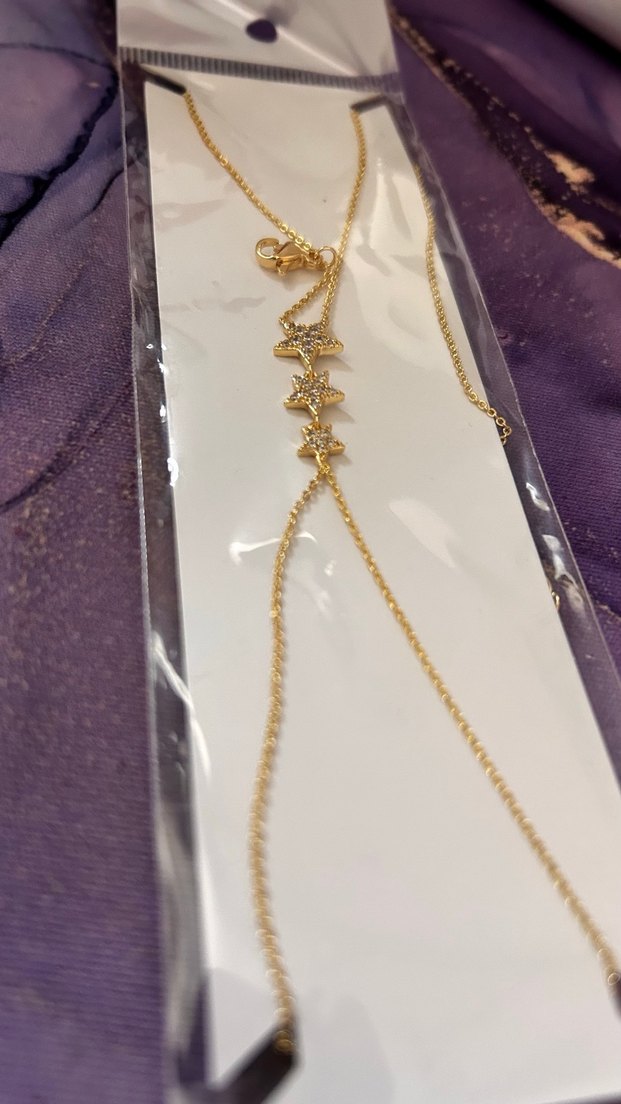 Yıldız Detaylı Altın Renk Kadın El Zinciri - Görsel 2