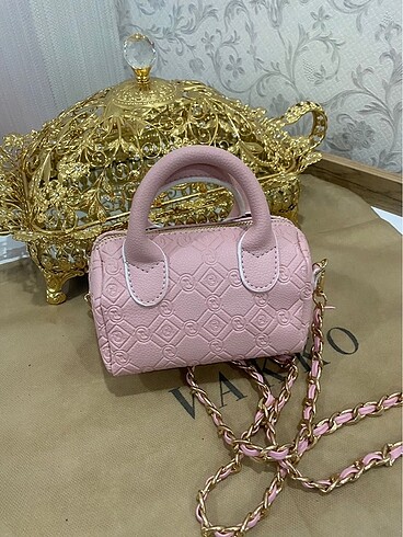 Beden Vakko zincirli mini speedy çanta