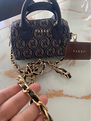Vakko Vakko zincirli dokuma mini speedy çanta