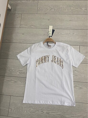 Tommy hilfiger beyaz tişört