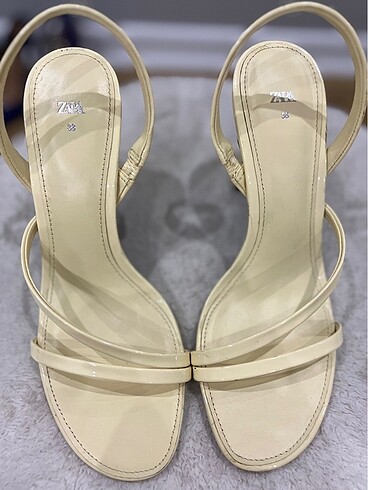 Zara Zara topuklu sandal