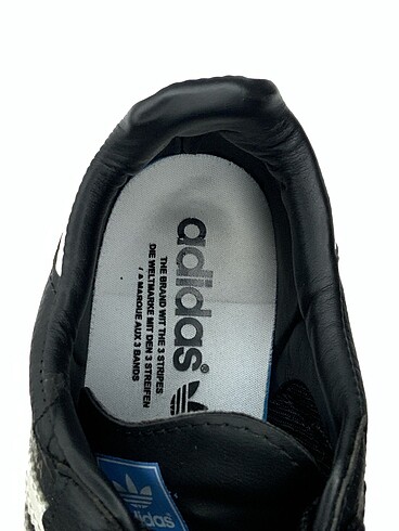 37 Beden siyah Renk Adidas Spor Ayakkabı %70 İndirimli.