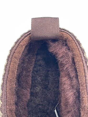 Ugg Terlik %70 İndirimli. - Görsel 4