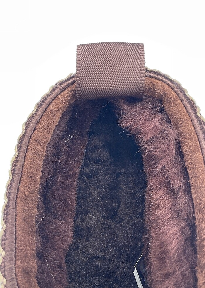 Ugg Terlik %70 İndirimli. - Görsel 4