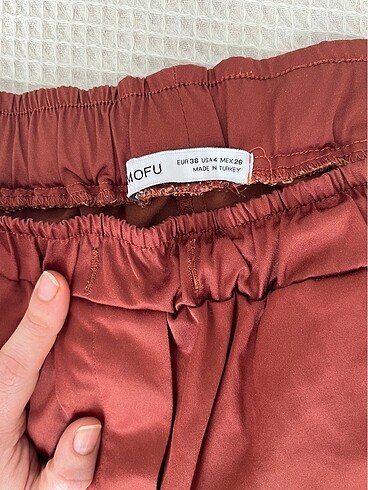 Saten görünümlü pant - Görsel 4