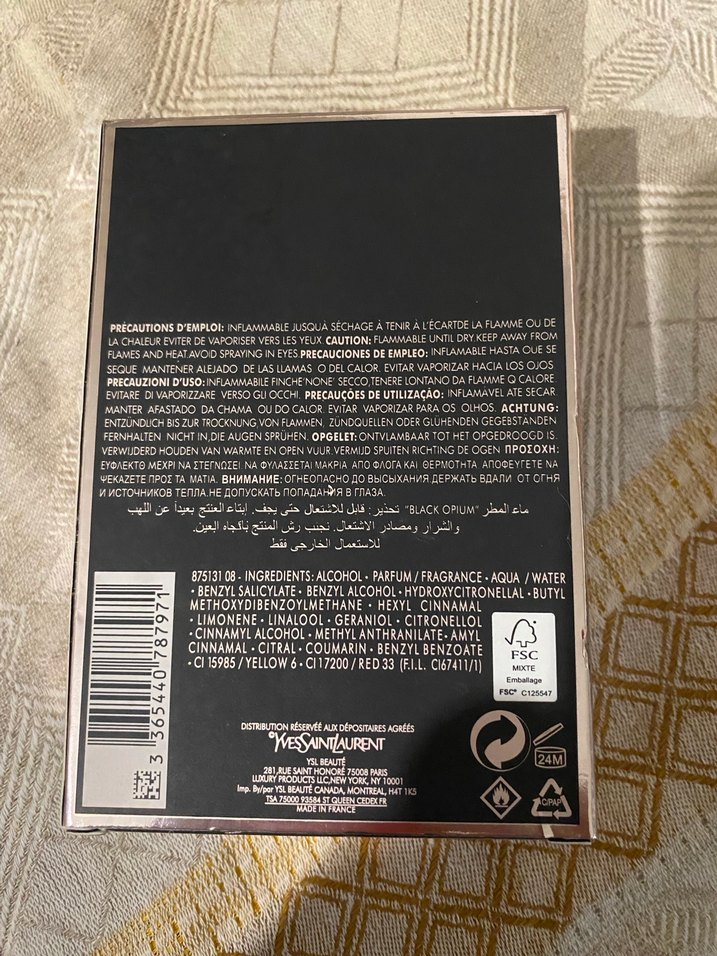 Yves Saint Laurent Black Opium Kadın Parfümü 90ml - Görsel 2