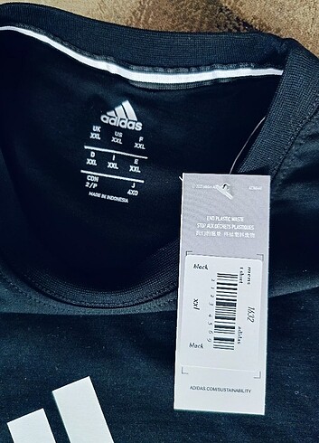 xxl Beden siyah Renk Adidas T-shirt