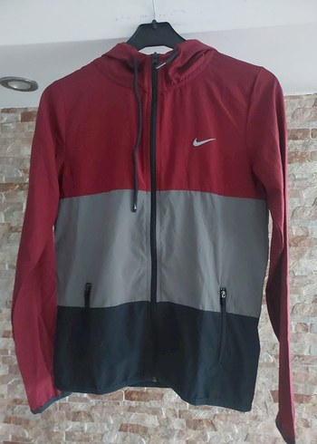 Nike Kapüşonlu Fermuarlı Rüzgarlık - Görsel 8