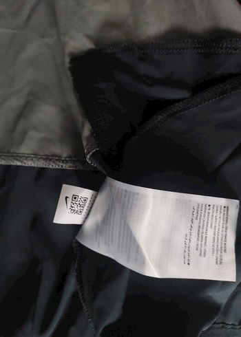 Nike Kapüşonlu Fermuarlı Rüzgarlık - Görsel 5