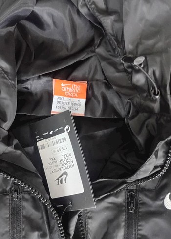 Nike Rüzgarlık - Görsel 4