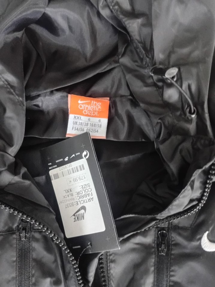 Nike Rüzgarlık - Görsel 4