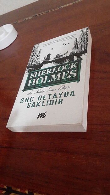  Sherlock Holmes Suç Detayda Saklıdır Kitap