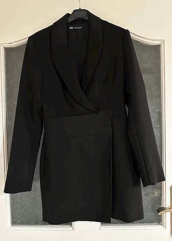 Zara Siyah Blazer Elbise