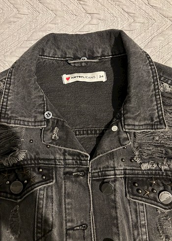 Koton Düğmeli Gri Nakışlı Kadın Denim Ceket - Görsel 2