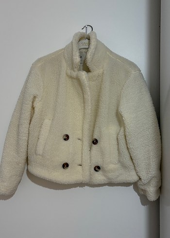 Düğmeli Beyaz Rahat Kadın Ceket - Görsel 3