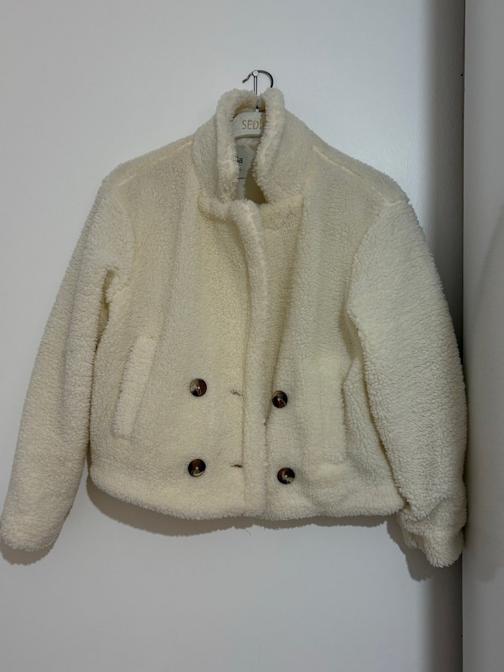 Düğmeli Beyaz Rahat Kadın Ceket - Görsel 3