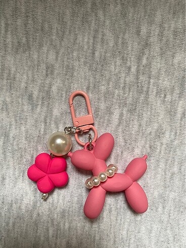 Pembe balon köpek
