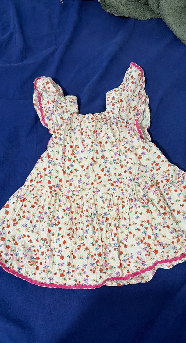 Çiçek Desenli Kolsuz Fırfırlı Kız Elbisesi - Görsel 4