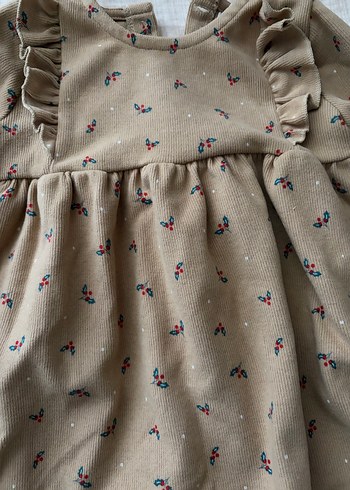 Kız Çocuk Bej Uzun Kollu Fırfırlı Elbise - Görsel 2