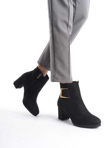 Siyah Süet Tokalı Blok Topuklu Kadın Bot - Görsel 3