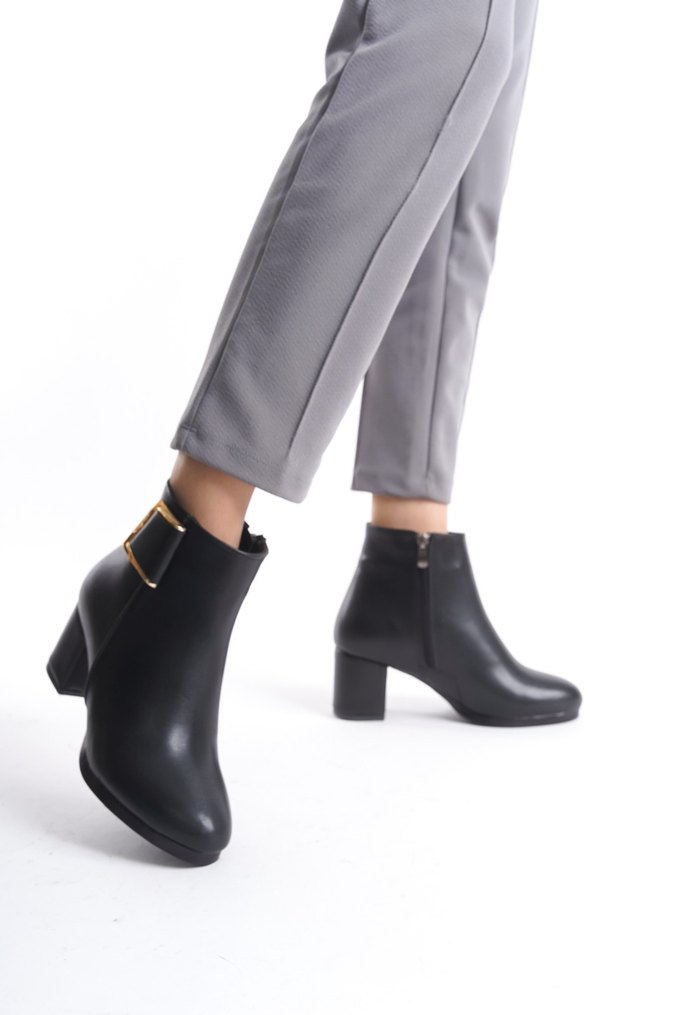 Kare Topuklu Siyah Deri Kadın Bot - Görsel 4